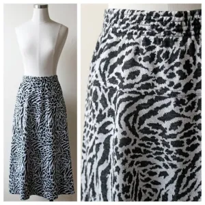 1980s Light Gray &amp; Black Zebra Animal Print Stretch Skirt | Vintage | 80s | VTG