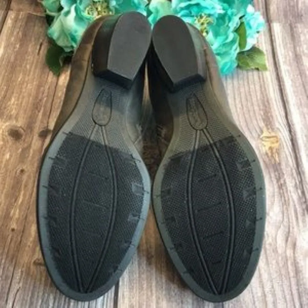 BARETRAPS Reid Dark Grey Bootie 9.5M