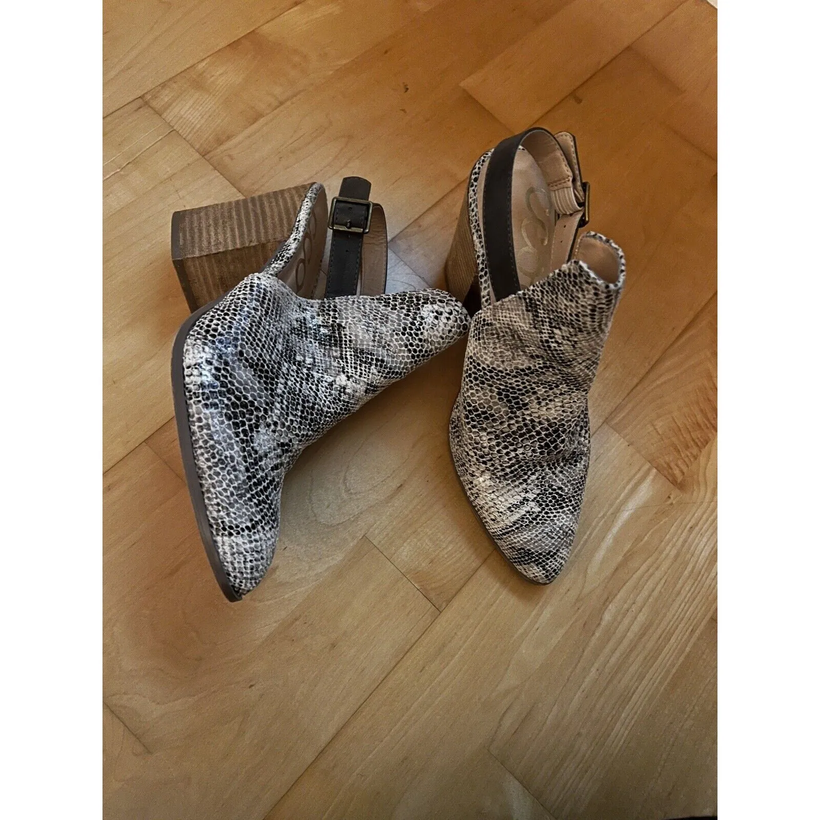 Ccocci Women's Beige Joel Snakeskin Mule Heel Western Bootie 7.5