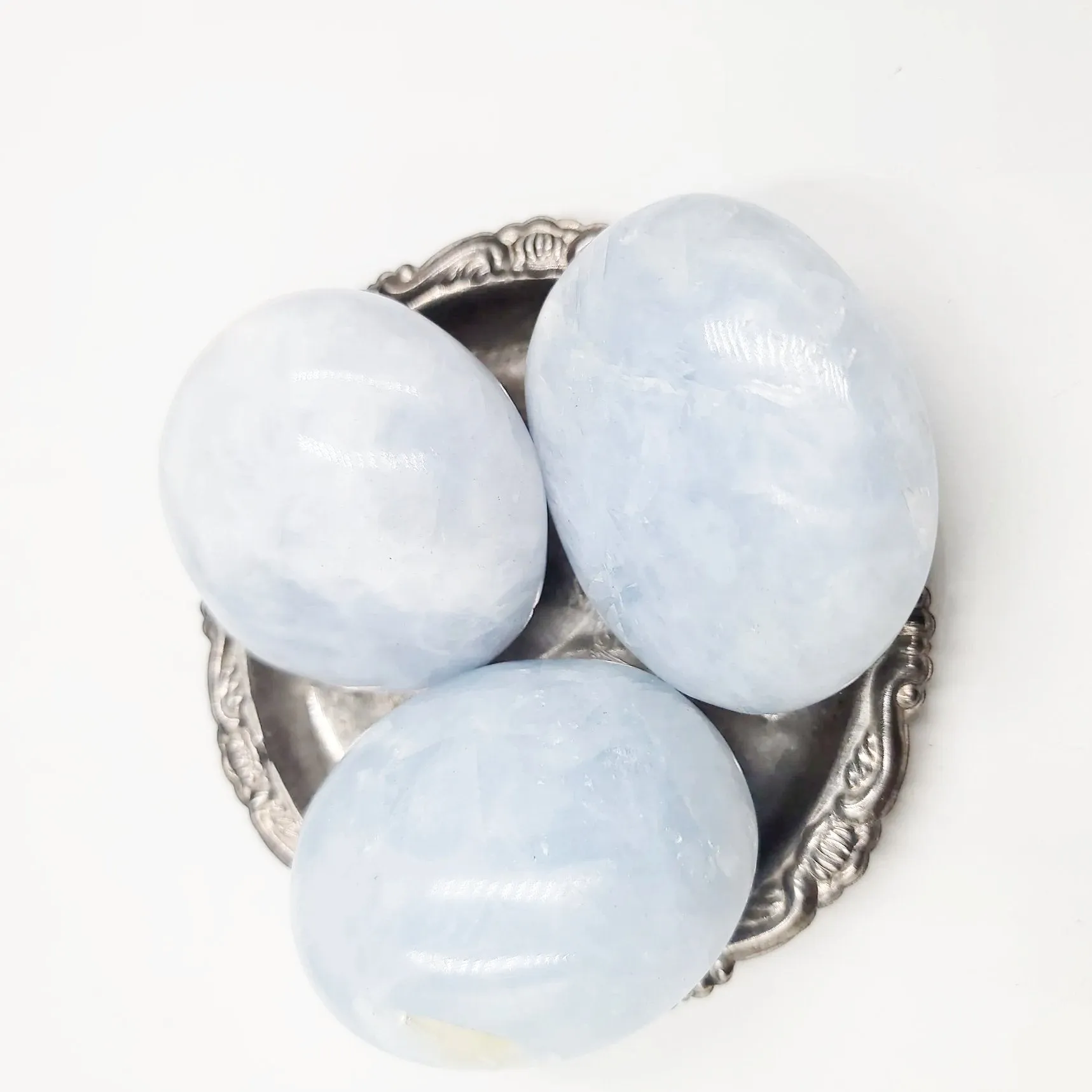 Celestite Palm Stone Gallet