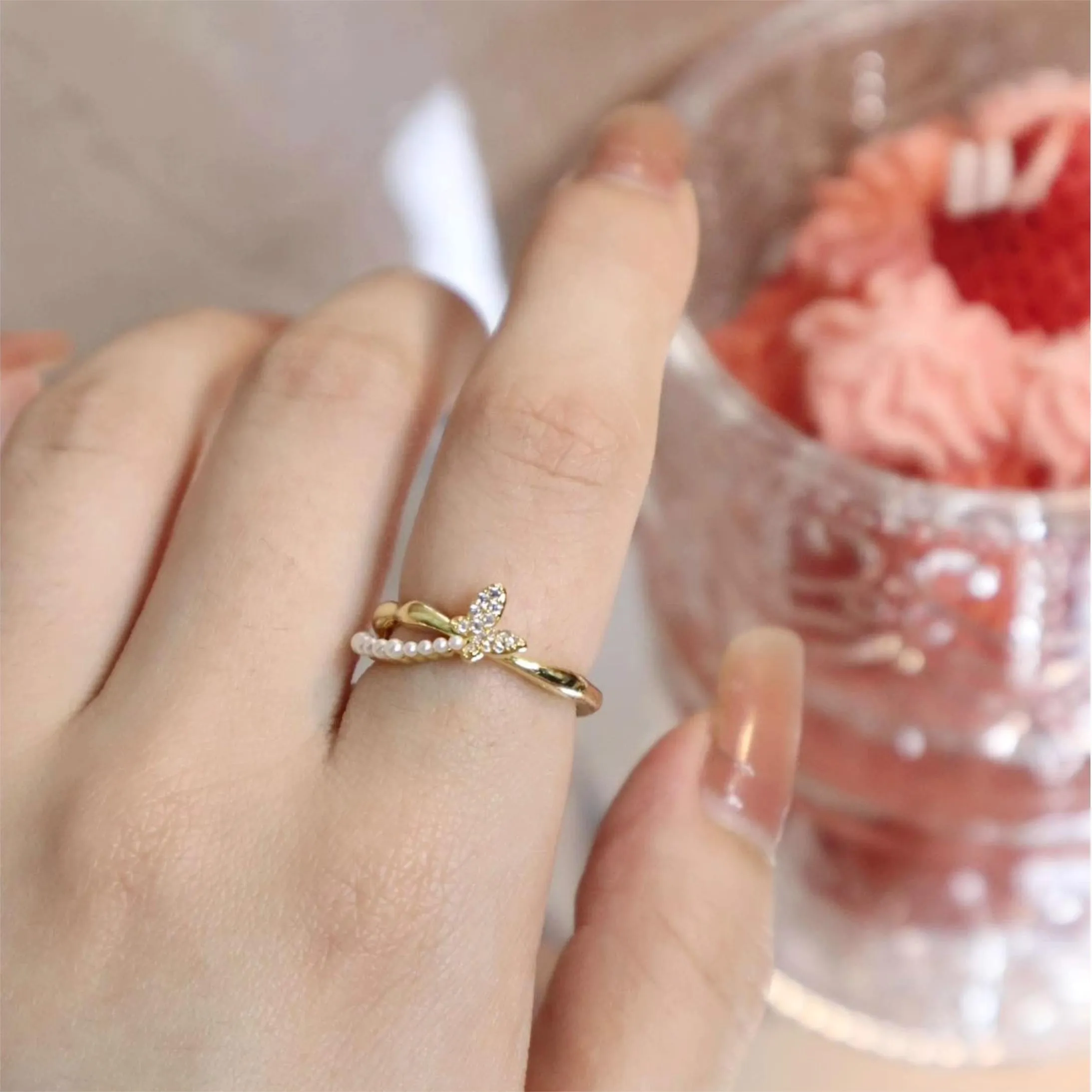 Chic Floral Butterfly Pearl Ring Set