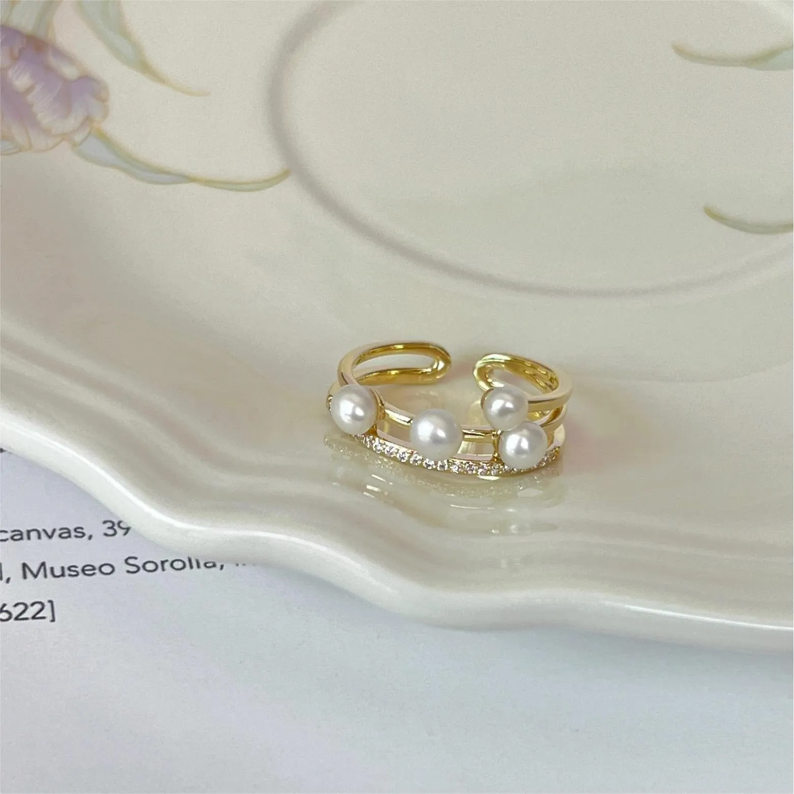 Chic Floral Butterfly Pearl Ring Set