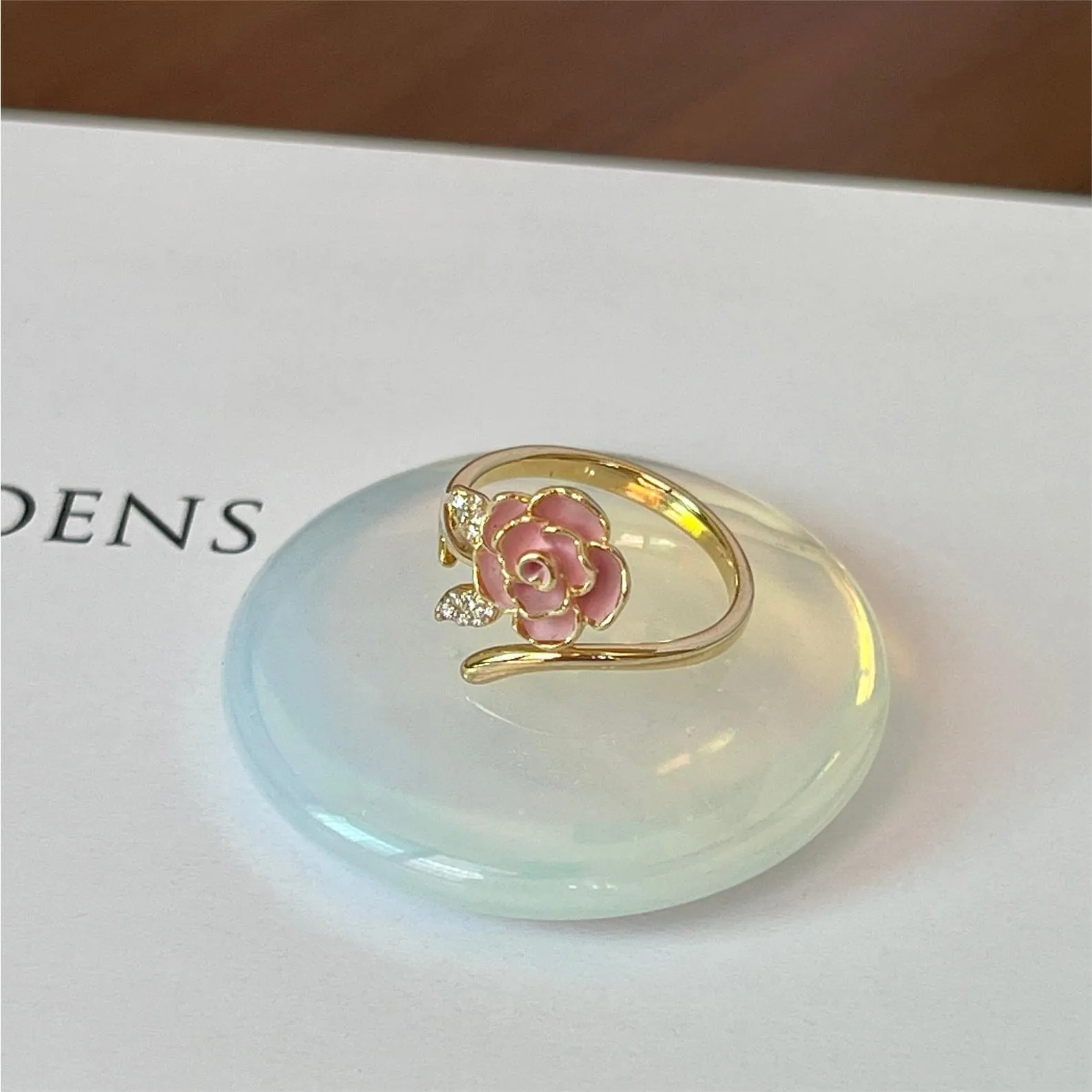 Chic Floral Butterfly Pearl Ring Set