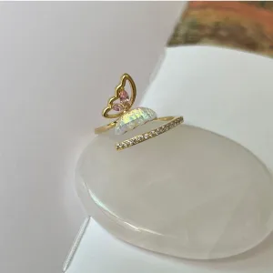 Chic Floral Butterfly Pearl Ring Set