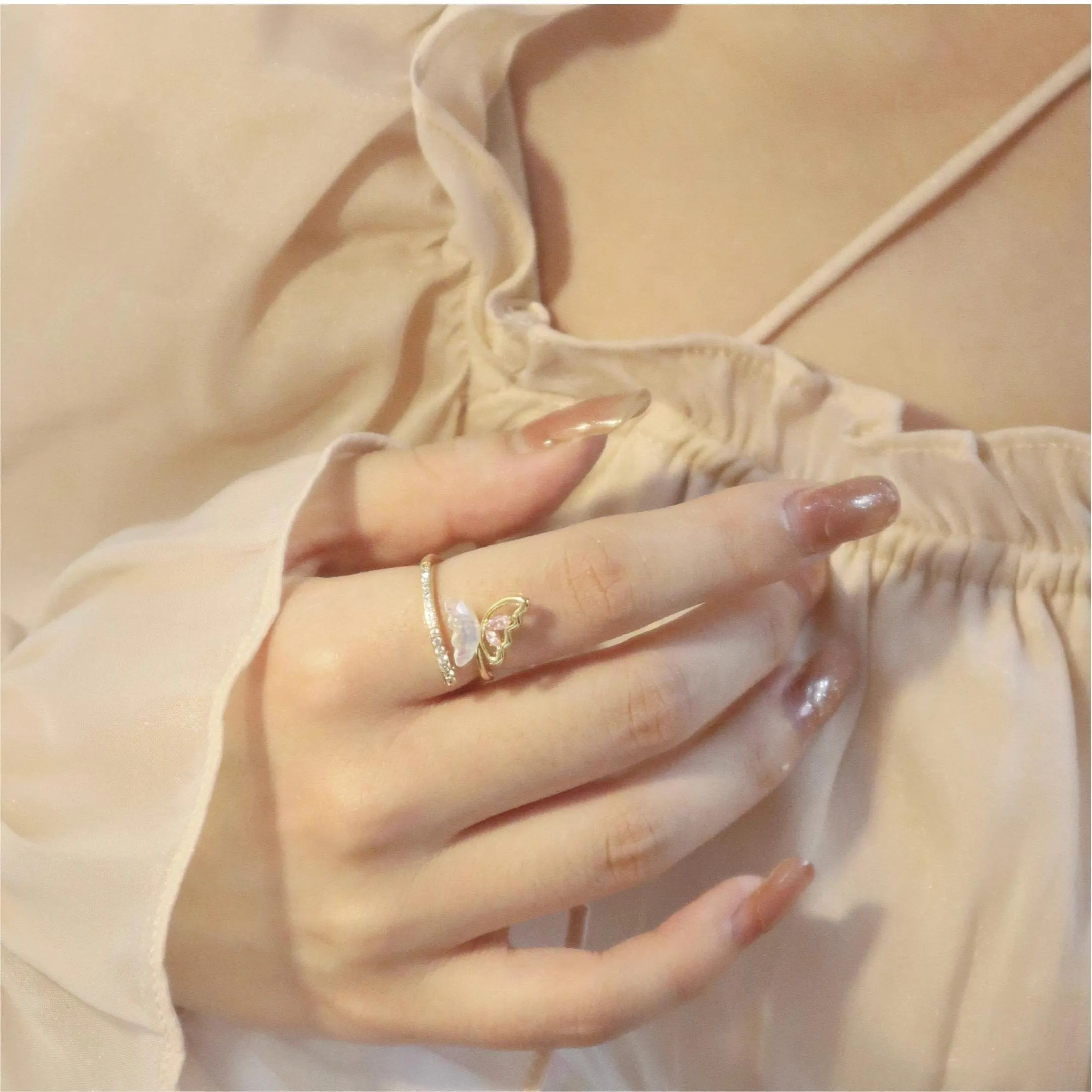 Chic Floral Butterfly Pearl Ring Set