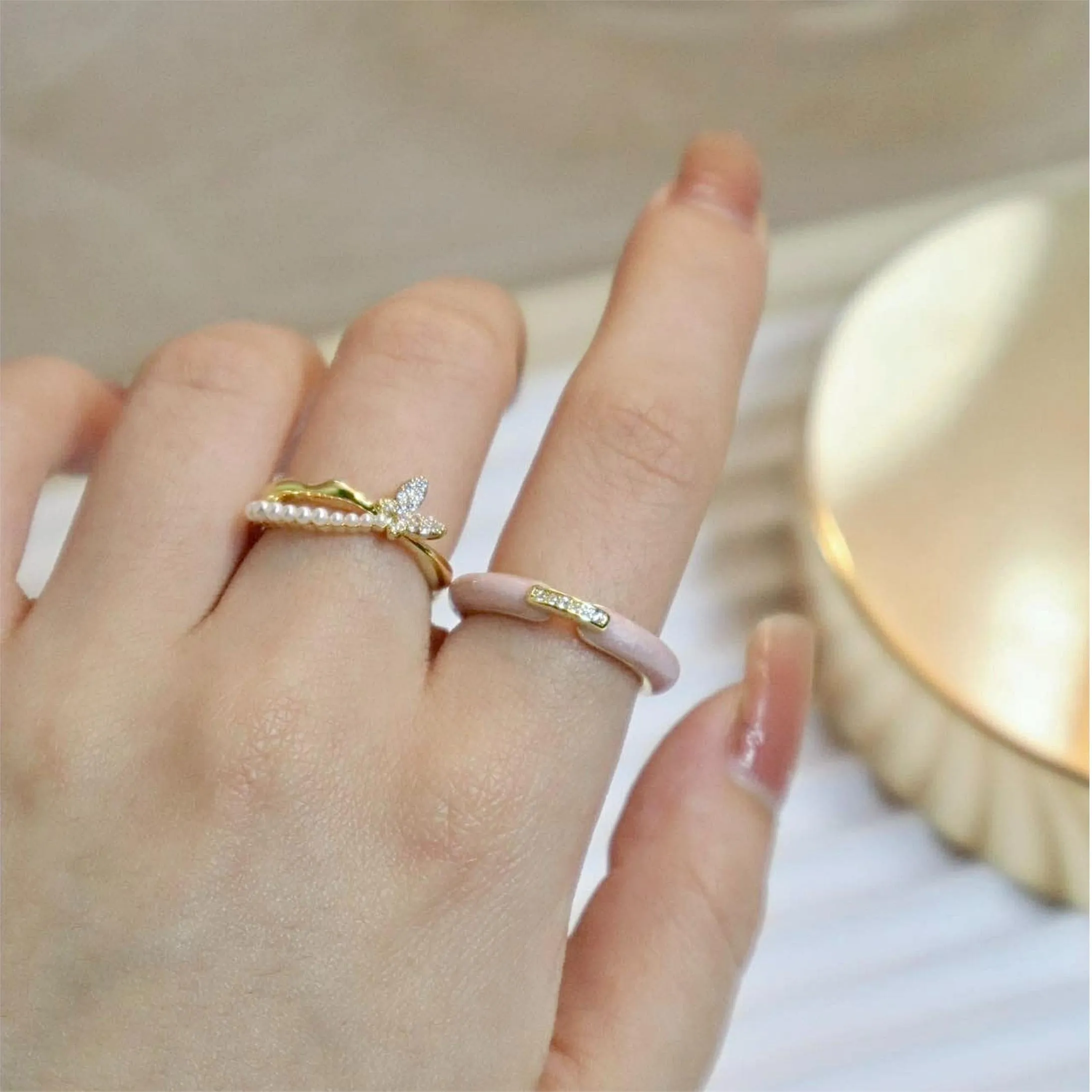 Chic Floral Butterfly Pearl Ring Set