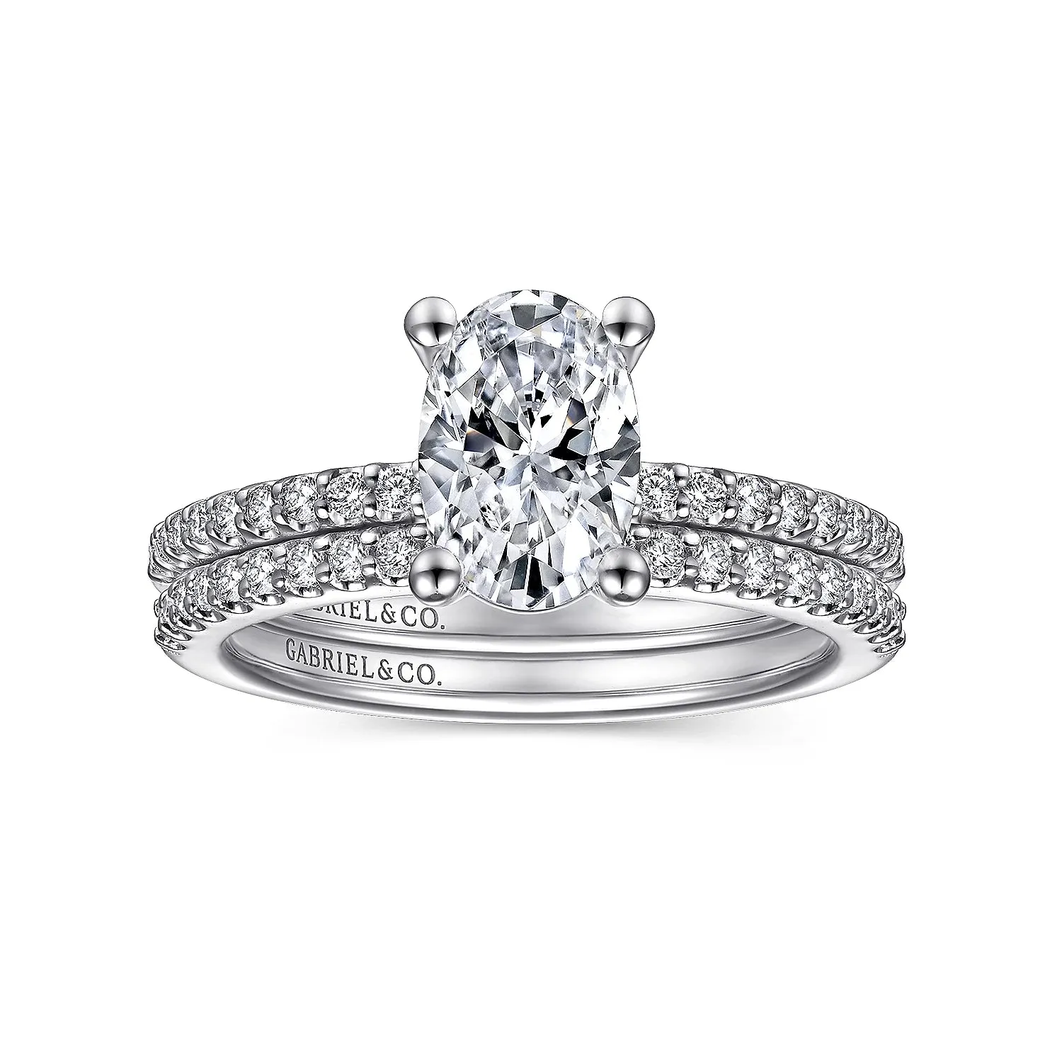 Chic Straight Oval Cut Diamond Engagement Ring Mounting