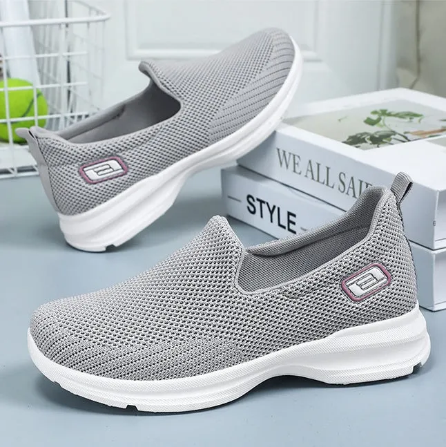 Classic Minimalist Lightweight Slip-On Sneakers with Label Detailing