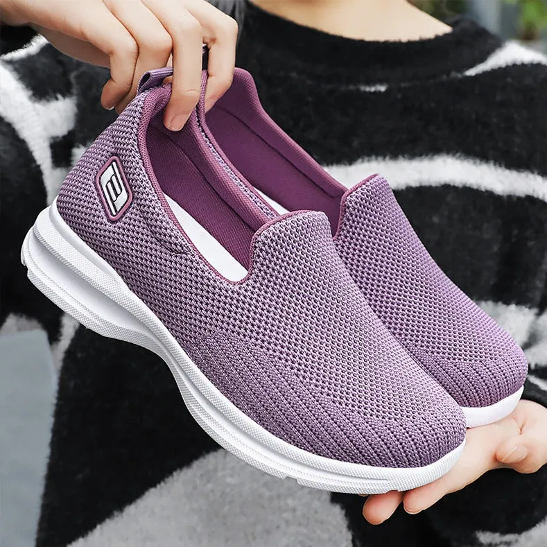 Classic Minimalist Lightweight Slip-On Sneakers with Label Detailing