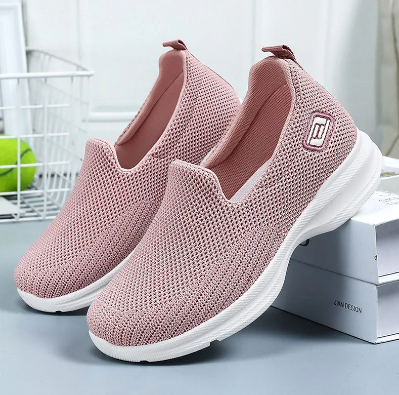 Classic Minimalist Lightweight Slip-On Sneakers with Label Detailing
