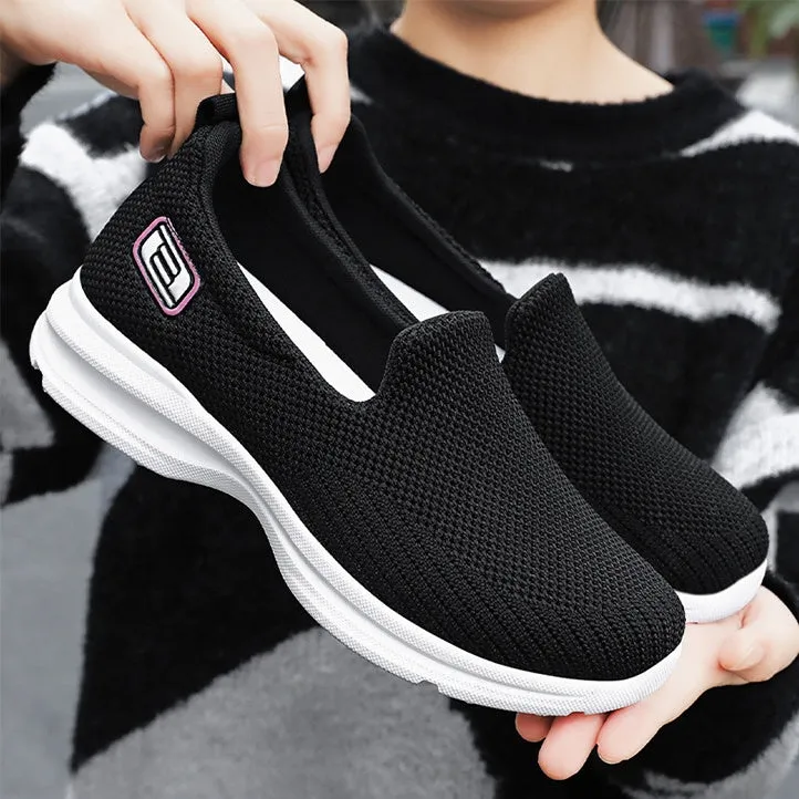 Classic Minimalist Lightweight Slip-On Sneakers with Label Detailing