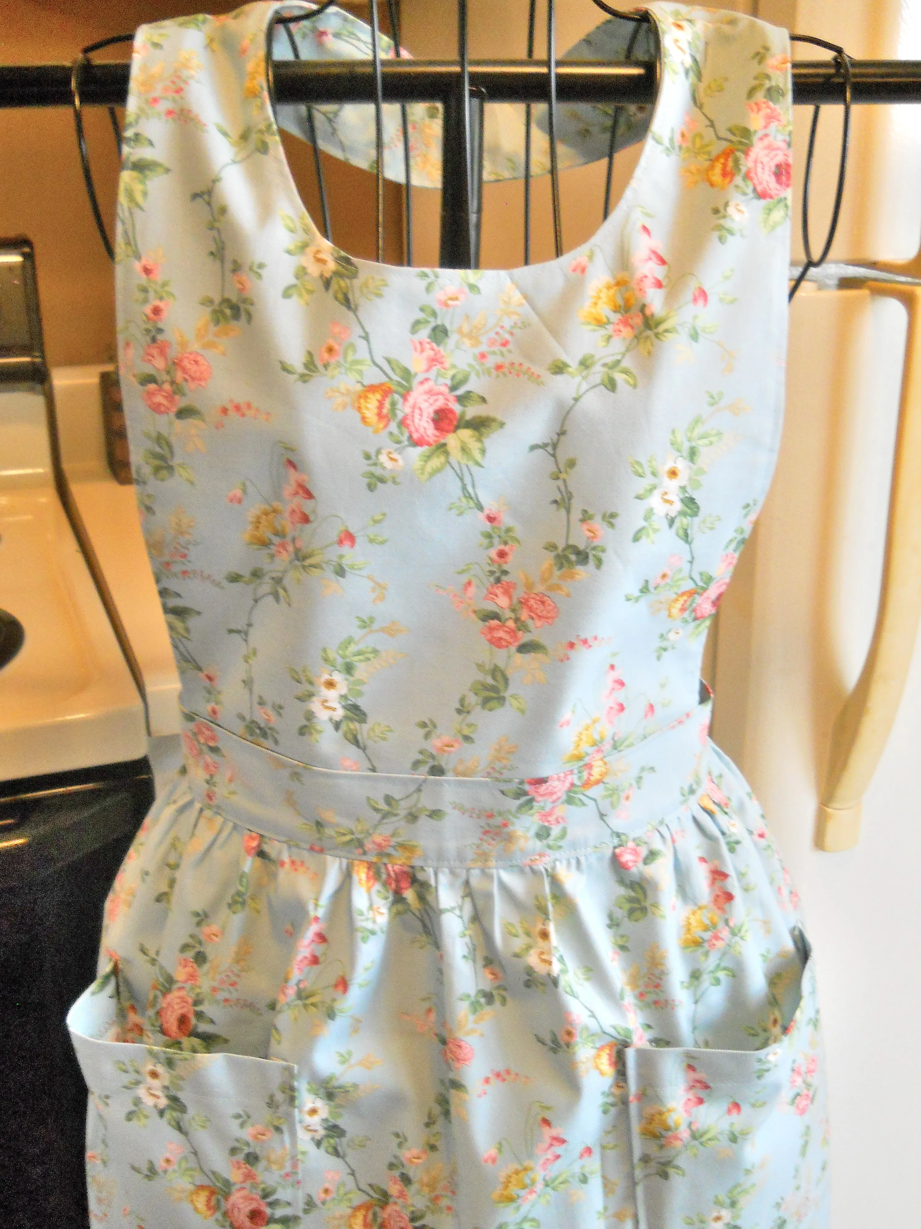 Cottage Chic Aqua and Pink Vintage Style Full Apron size Medium