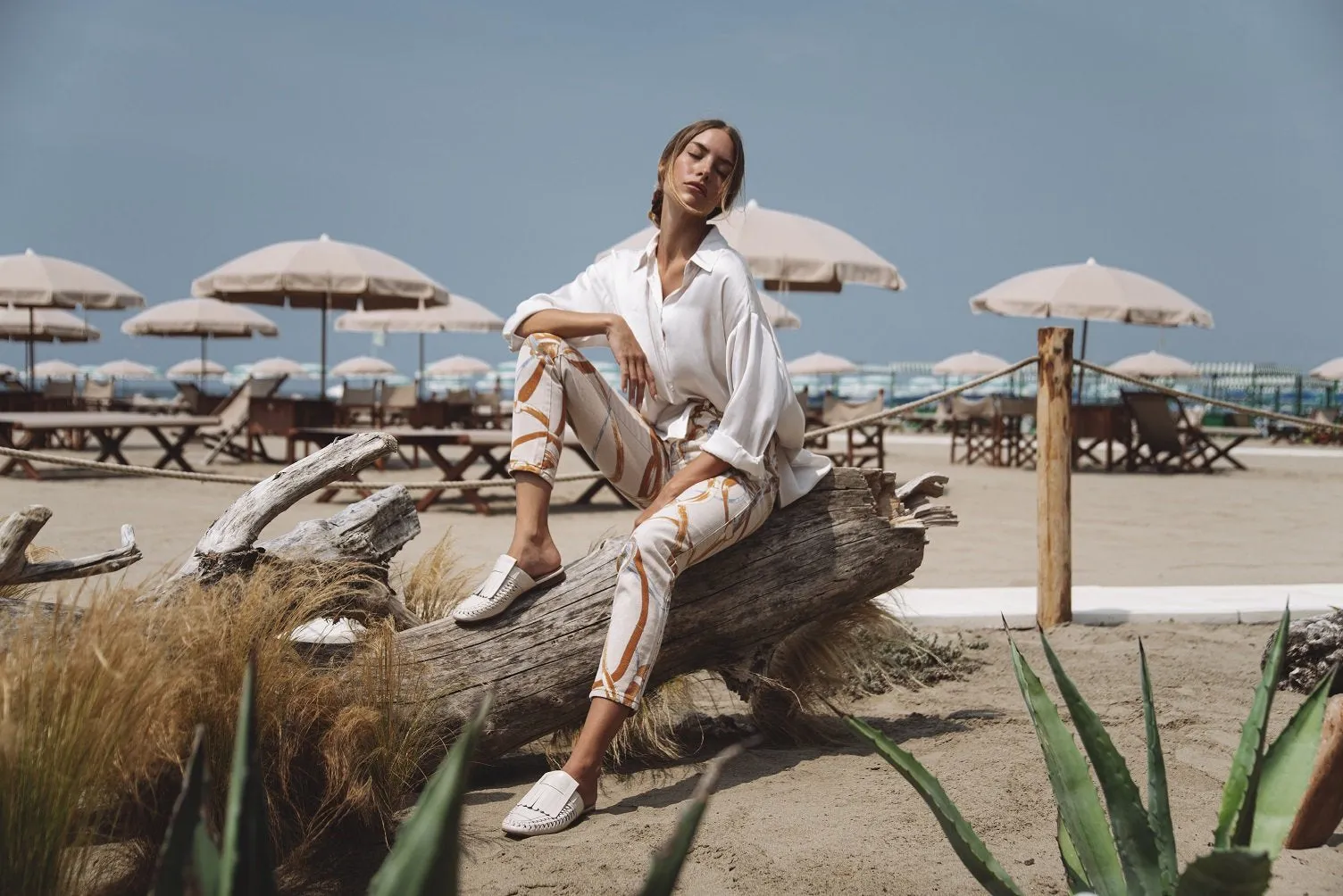 DARLEEN – Off white