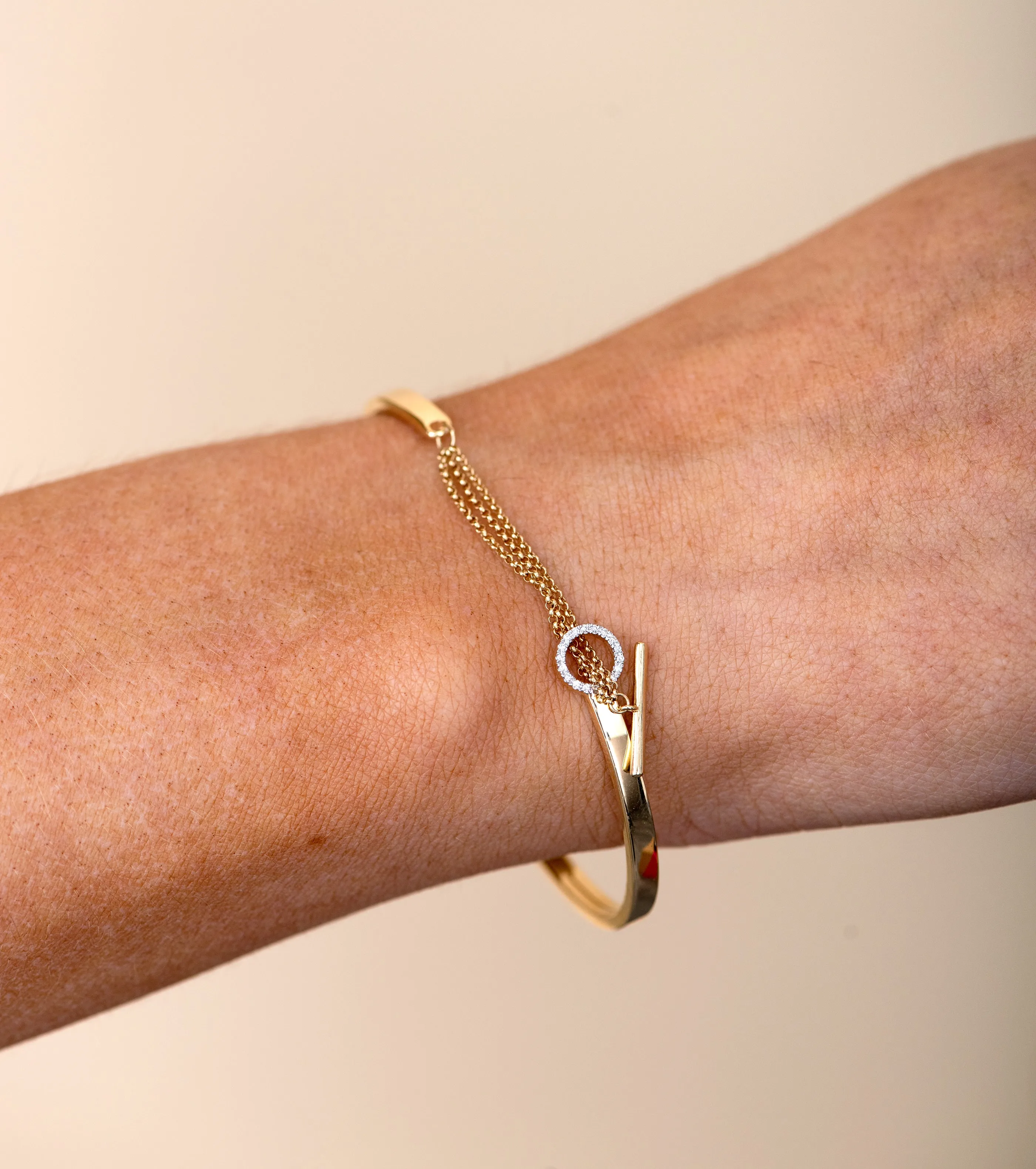 Diamond Toggle Flexible Bangle