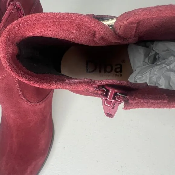 Diba Burgundy Red Buckle Leather Ankle Booties Size 7