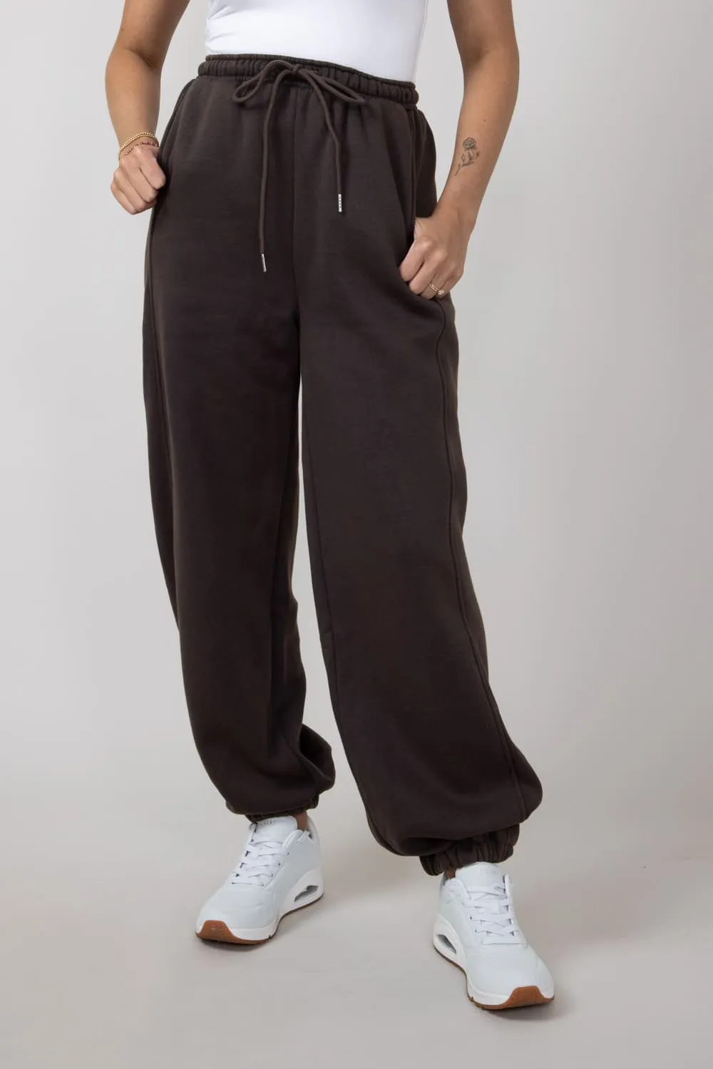 Drawstring Super Soft Sweatpants for Women in Charcoal Brown | HF24F064-CHARCOAL