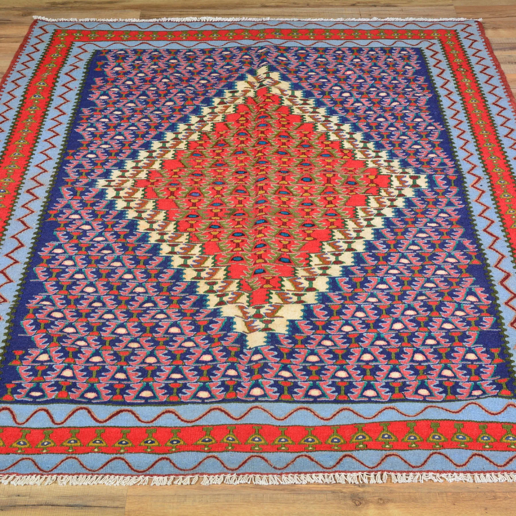 Hand-Woven Persian Sennah Kilim Geometric Design Wool Rug (Size 3.11 X 5.1) Cwral-7683