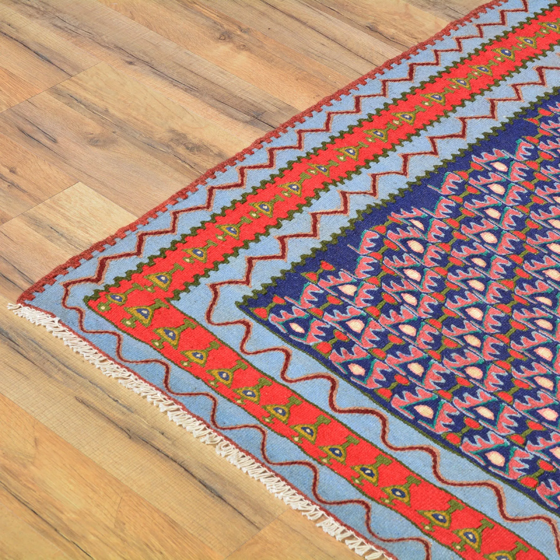 Hand-Woven Persian Sennah Kilim Geometric Design Wool Rug (Size 3.11 X 5.1) Cwral-7683