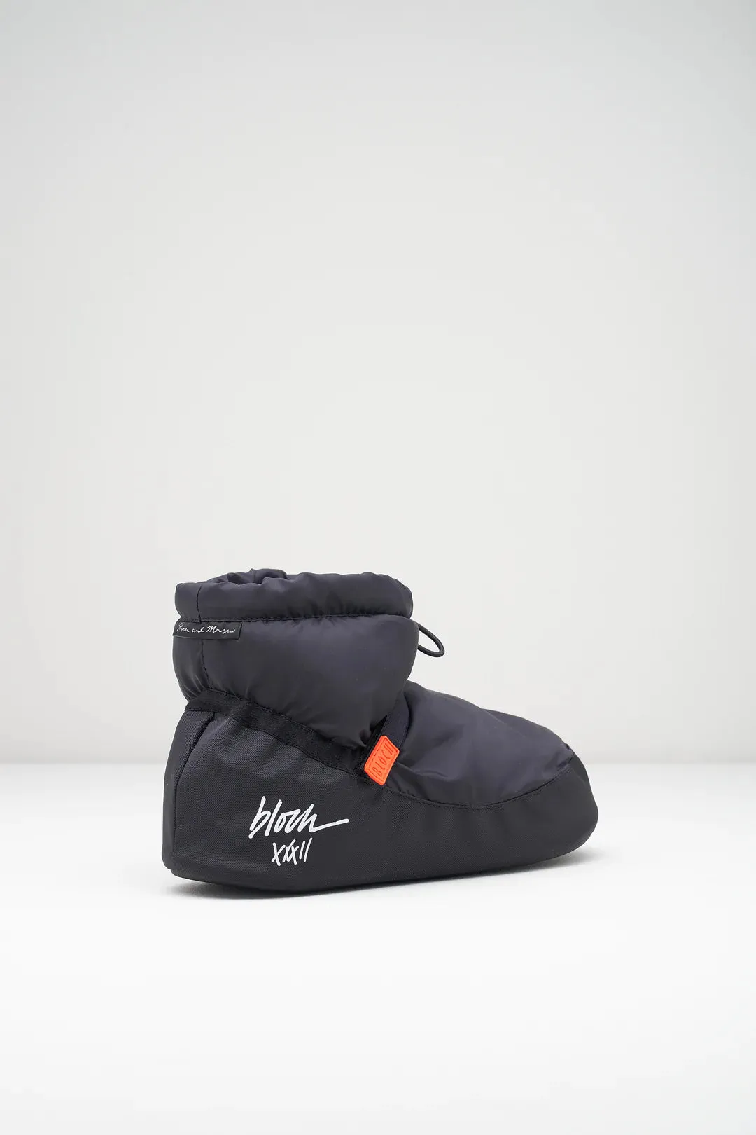 IM029 Ankle Height Warm-Up Booties