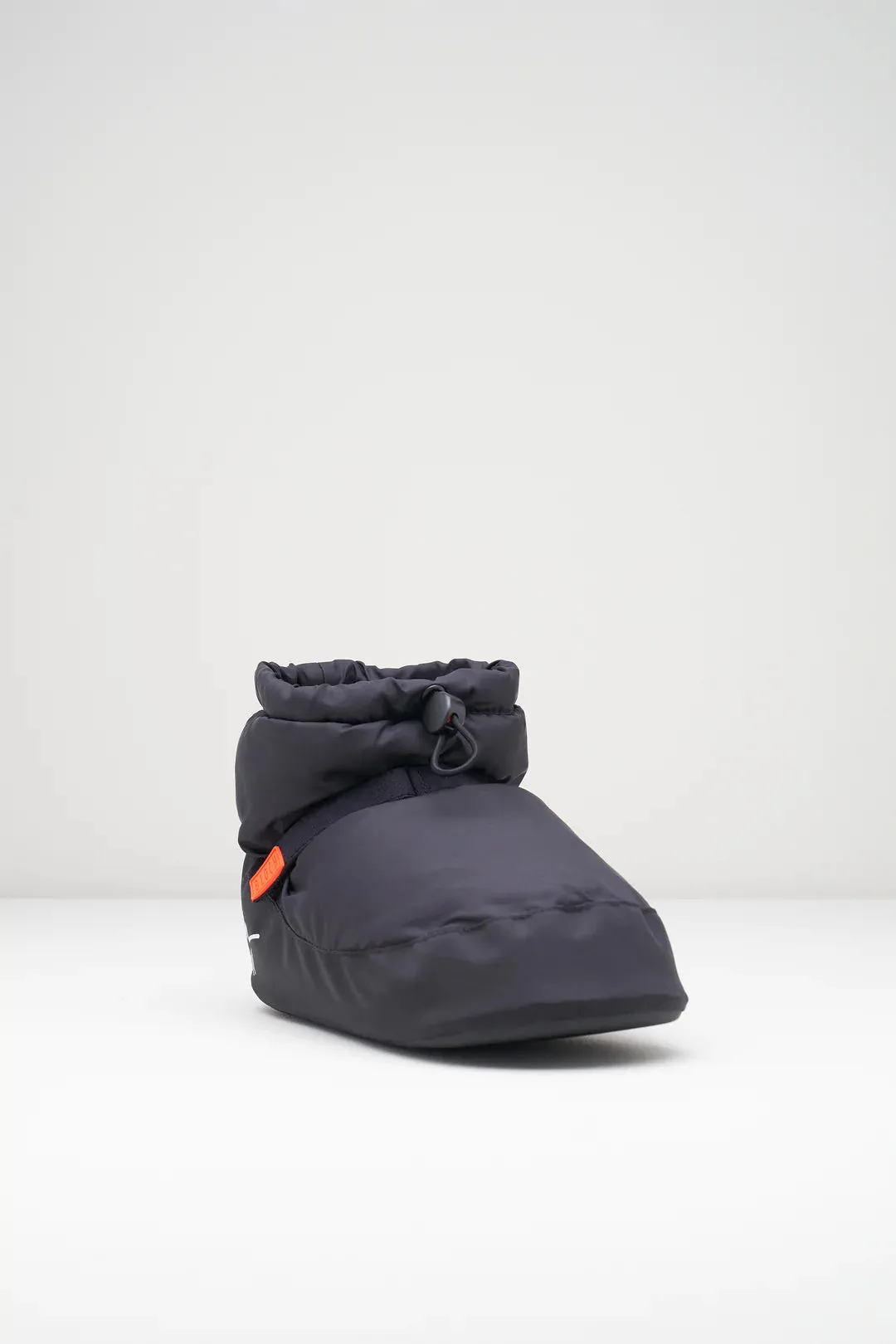 IM029 Ankle Height Warm-Up Booties