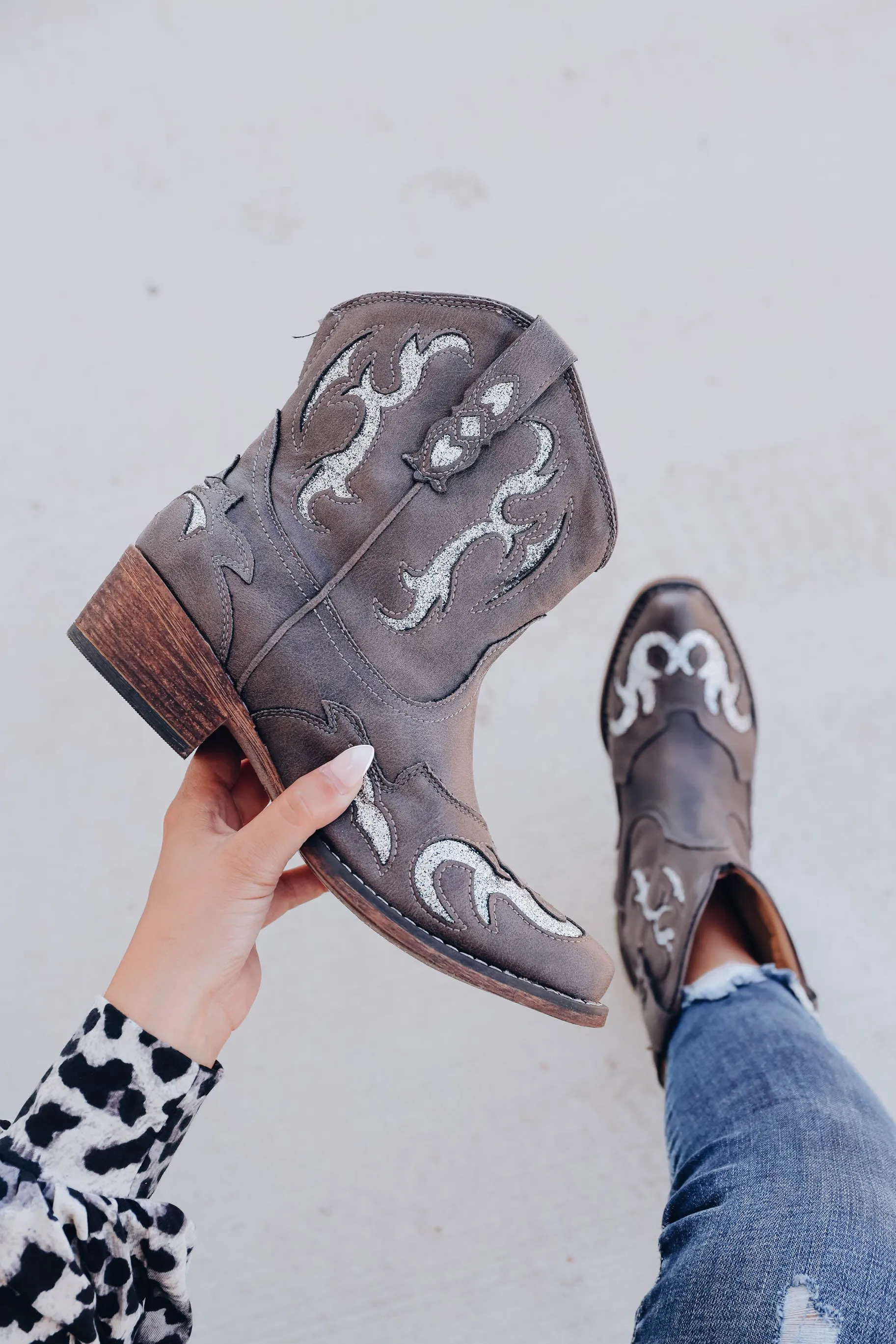 Kaylee Ankle Bootie - Black