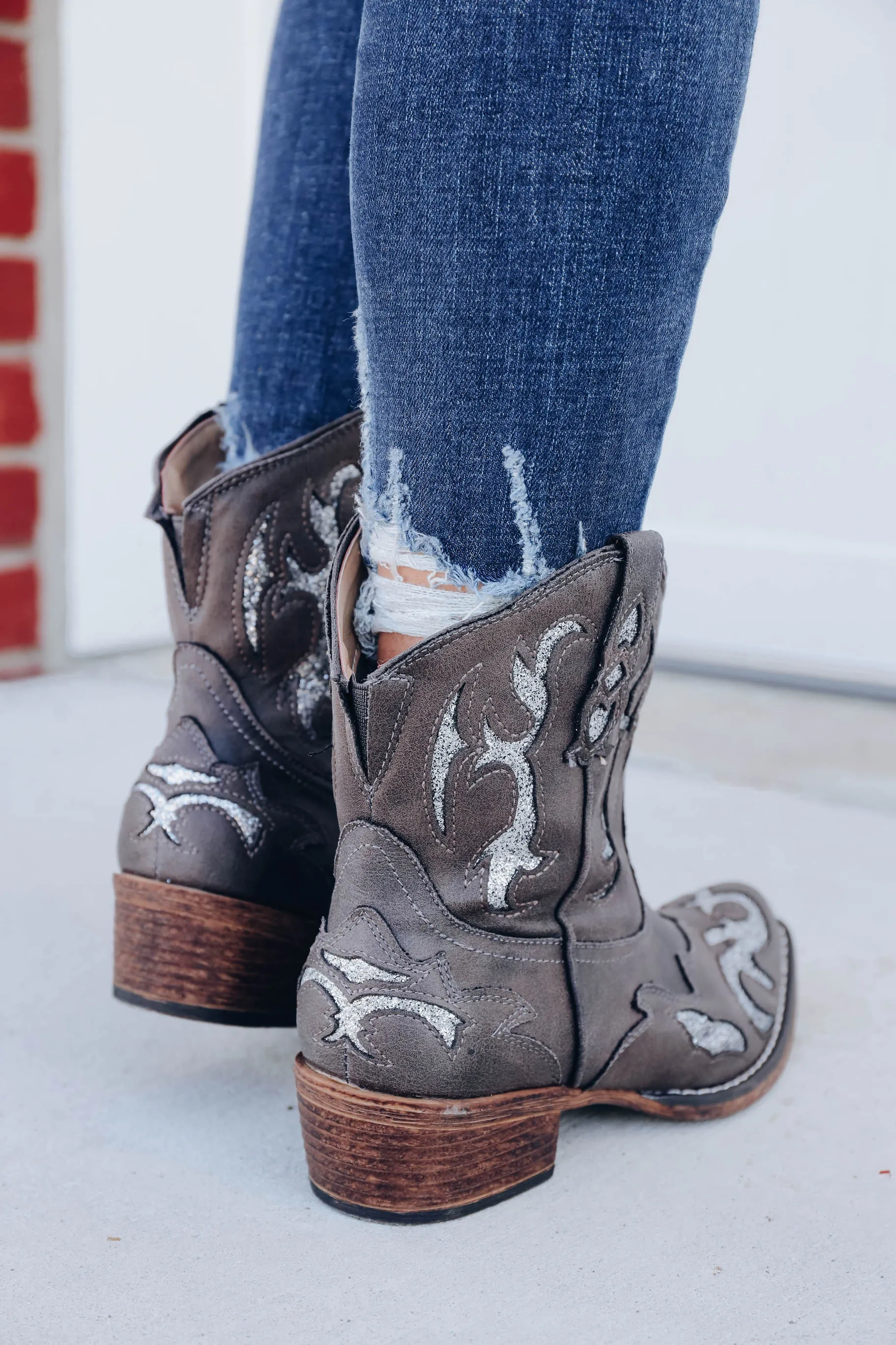 Kaylee Ankle Bootie - Black