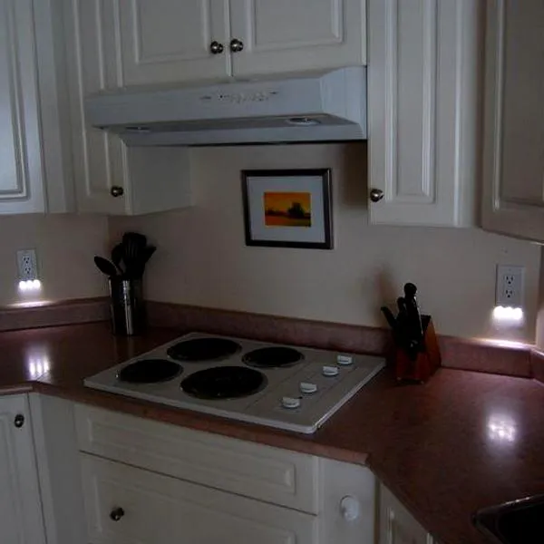 LED Wall-Outlet Coverplate With Built-In Light Sensor - No Batteries Required!