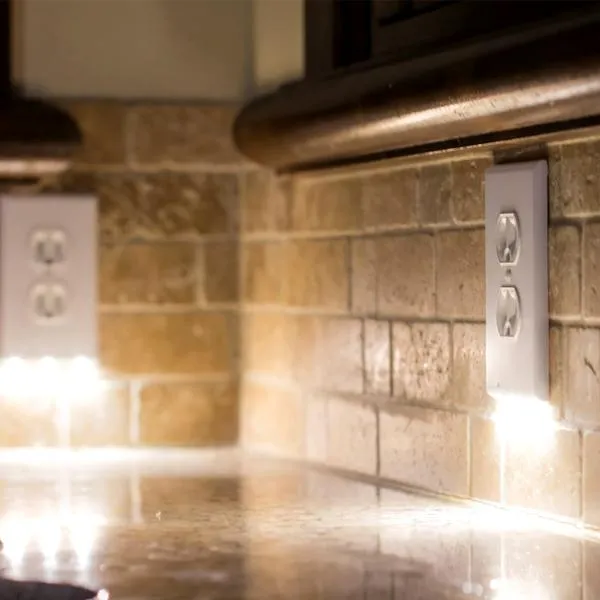 LED Wall-Outlet Coverplate With Built-In Light Sensor - No Batteries Required!