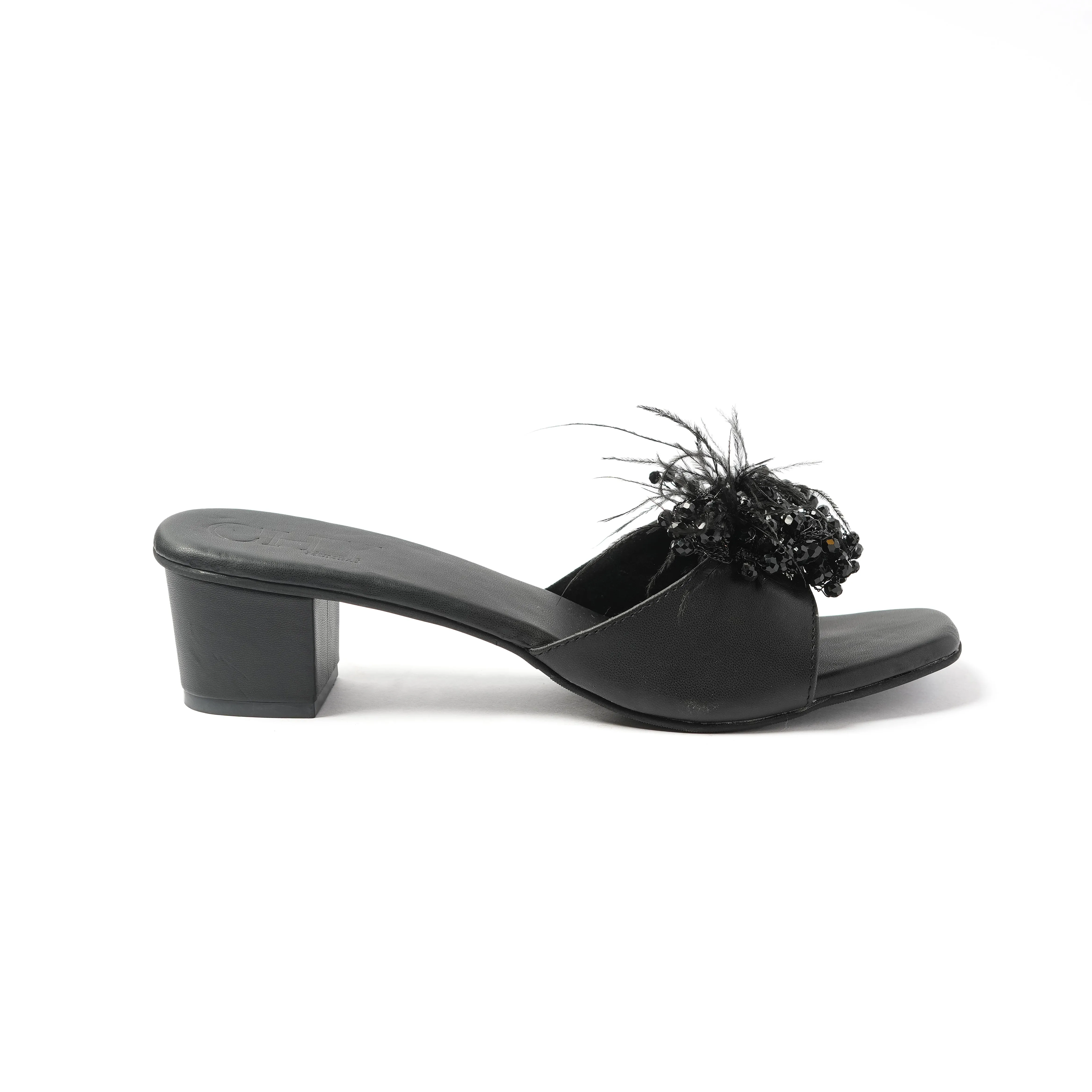 LYLA BLACK BLOCK 2'