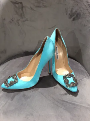 Manolo Blahnik Hangisi Light Blue Satin Jewel Buckle Pumps Size 9/39