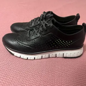 Men’s Cole Haan Zerogrand Perforated Dress Sneakers Shoes Black size 9.5