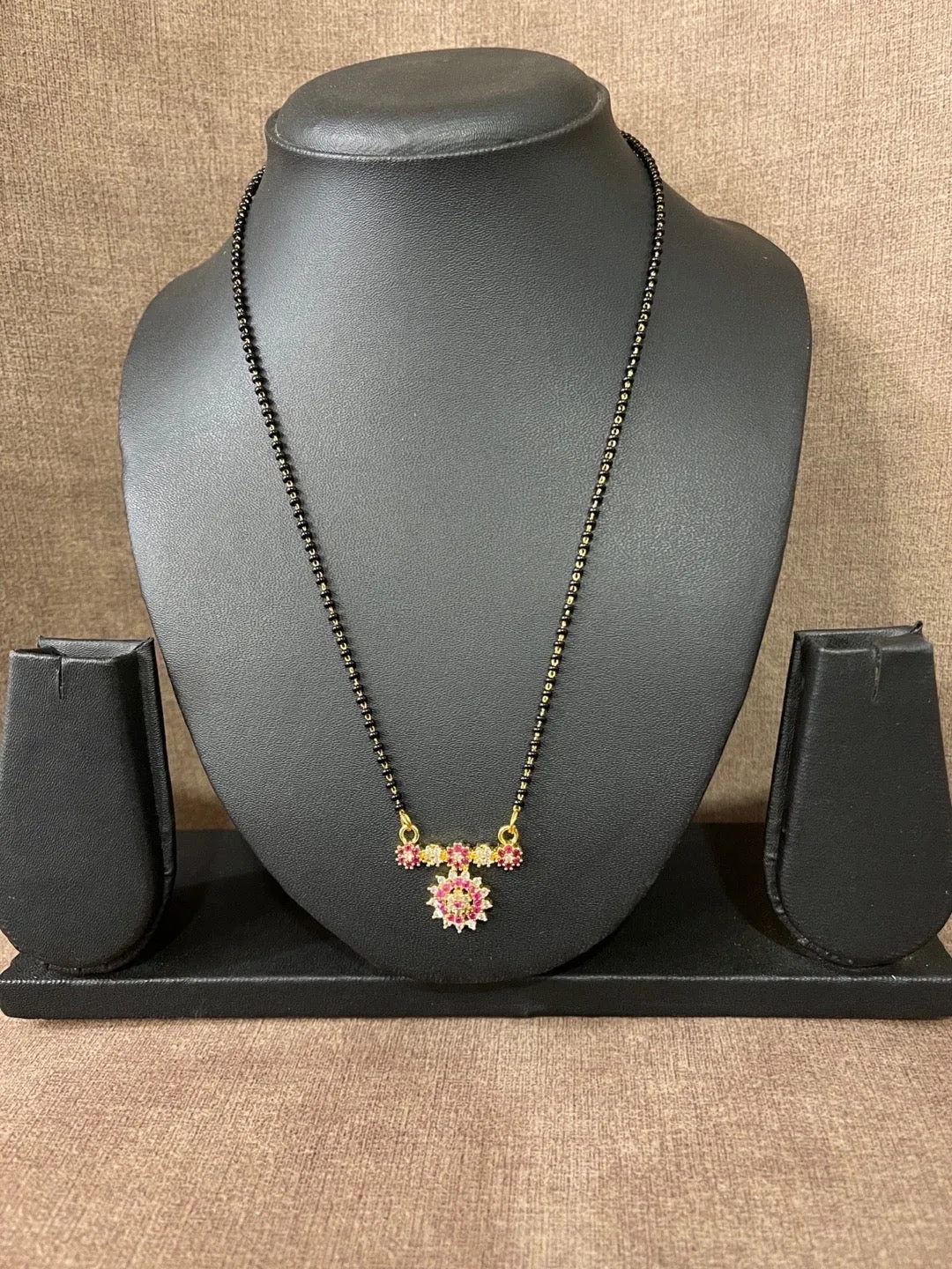 Modern Stylish Short Mangalsutra Designs American Diamond Fancy Flower Pendant Black Beads Chain