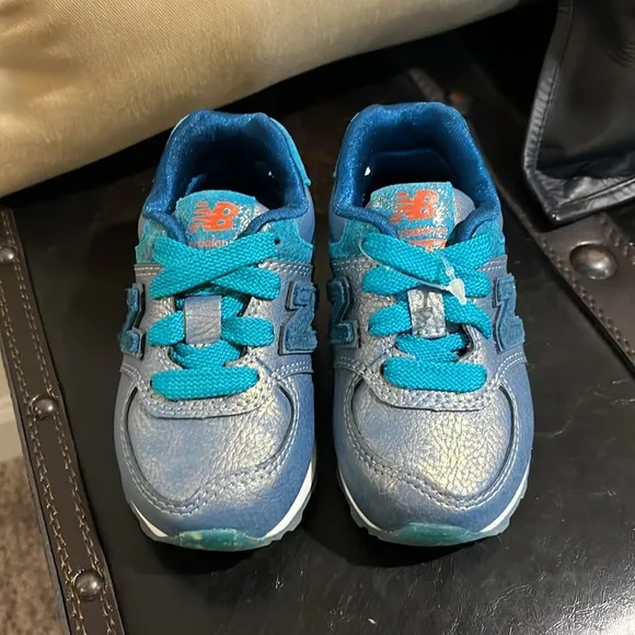 New Balance KL574M8I 574 shoes sneakers new Toddlers Size 5