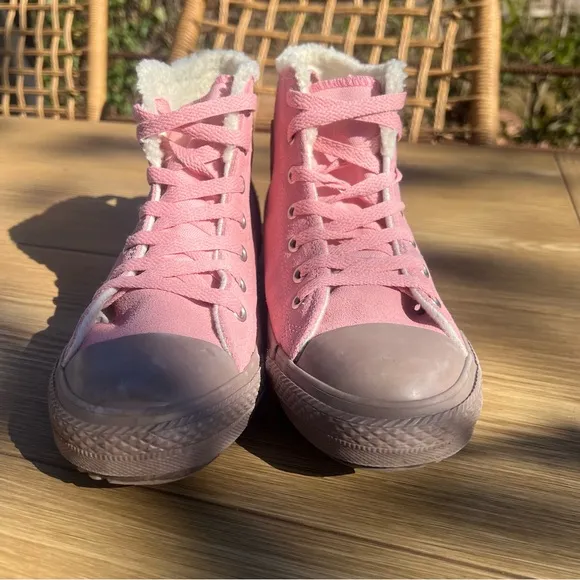 NWOB CONVERSE All Star TIME FOR THE WARM UP Pink SUEDE Sherpa High Tops US Sz 5