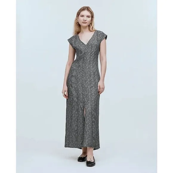 NWT Madewell Cap-Sleeve V-Neck Midi Dress Floral Cupro-Blend True Black size 2