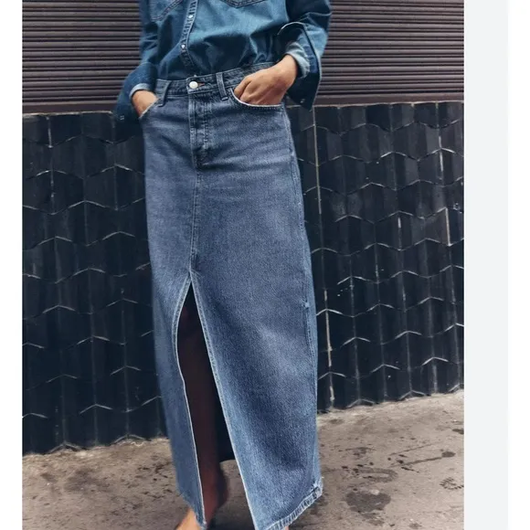 NWT Zara Light Blue Denim Skirt