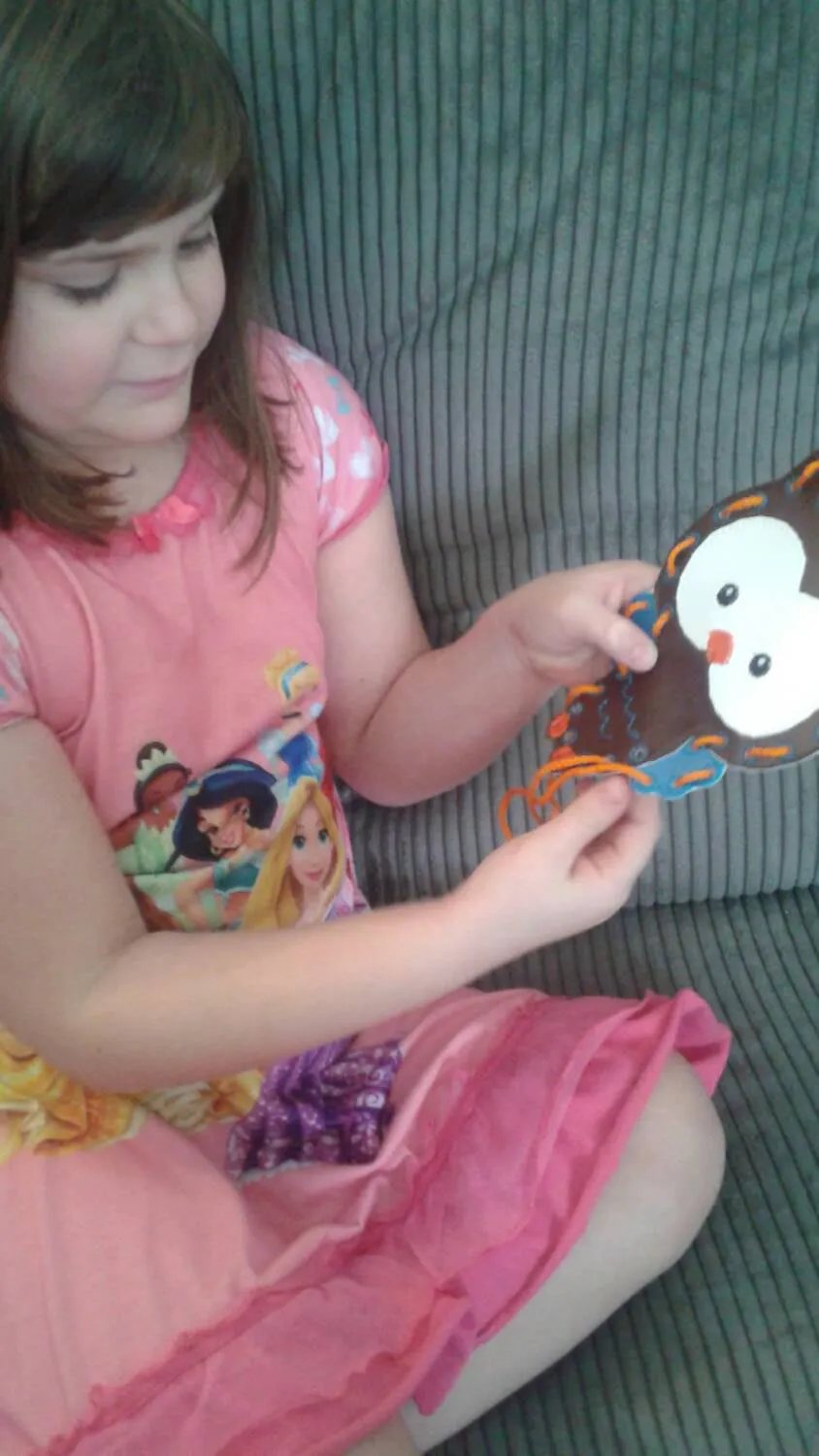 Owl Lacing Card - Quiet Toy - Vinyl - busy toy - learning toy - educational