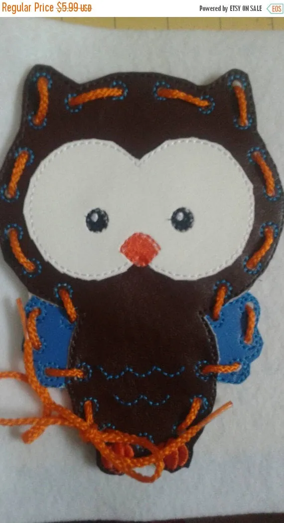 Owl Lacing Card - Quiet Toy - Vinyl - busy toy - learning toy - educational