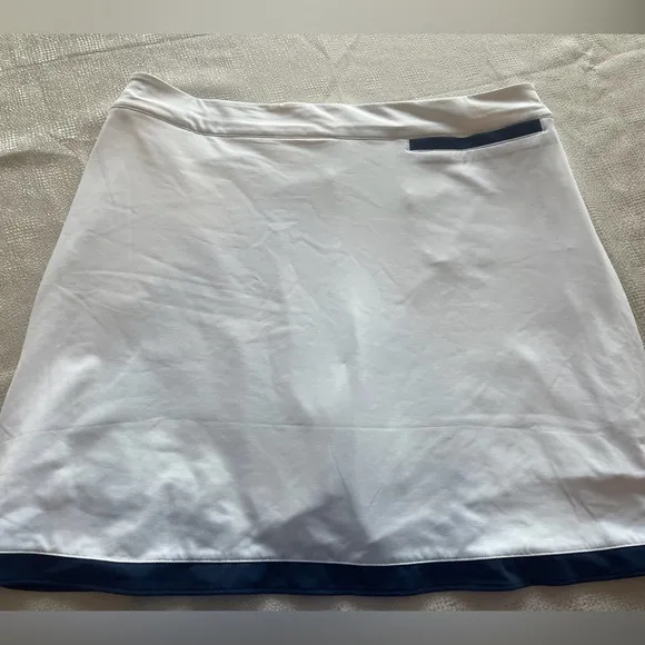 Peter Millar White Skirt with Navy Trim