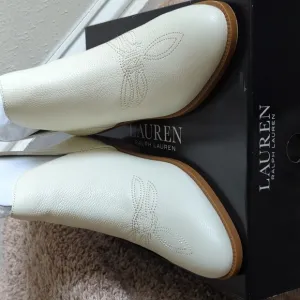 Ralph Lauren ankle booties women’s white leather Sz 7B and 5B.