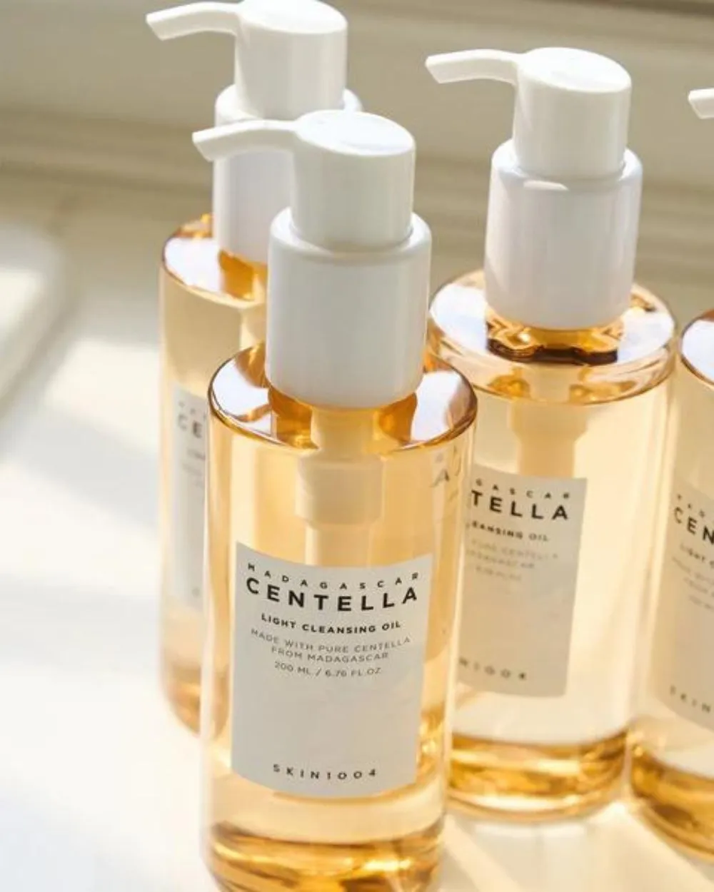 SKIN1004 - Madagascar Centella Light Cleansing Oil