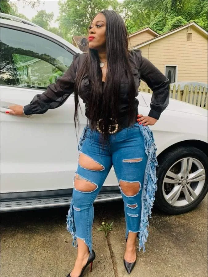 So Flirty Side Fringe Cut Out Jeans ‼️