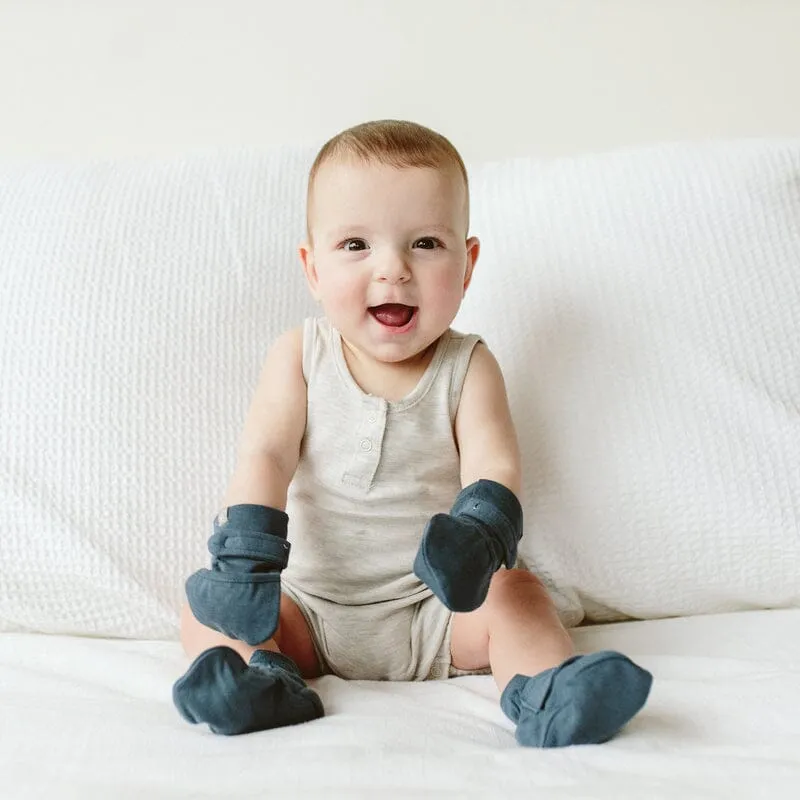 Stay-on Baby Booties, Midnight