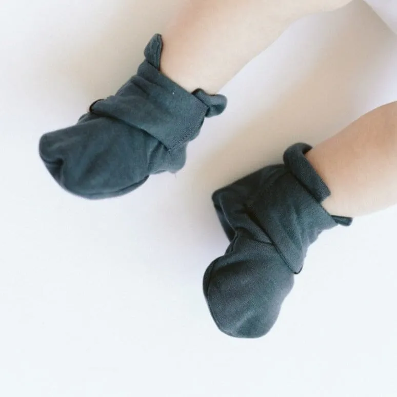 Stay-on Baby Booties, Midnight