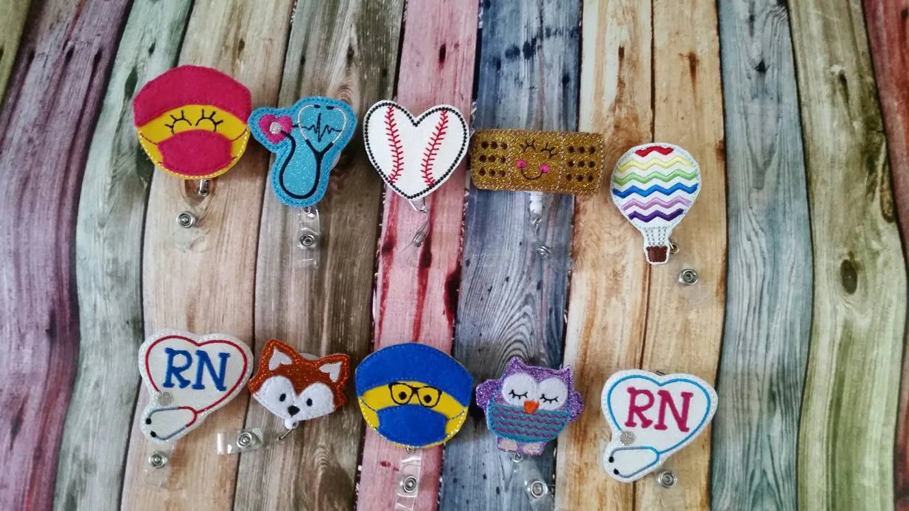 Surgeon with Face Mask Badge Reel - Retractable Badge Reel - Made with Vinyl and Felt and Embroidered - Durable - Uniform