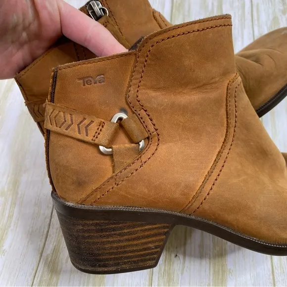 Teva Foxy Tan Brown Waterproof Leather Ankle Booties