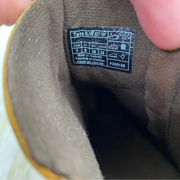 Teva Foxy Tan Brown Waterproof Leather Ankle Booties