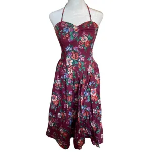 Vintage 80’s multi colored floral print halter neck dress w/sweetheart neckline