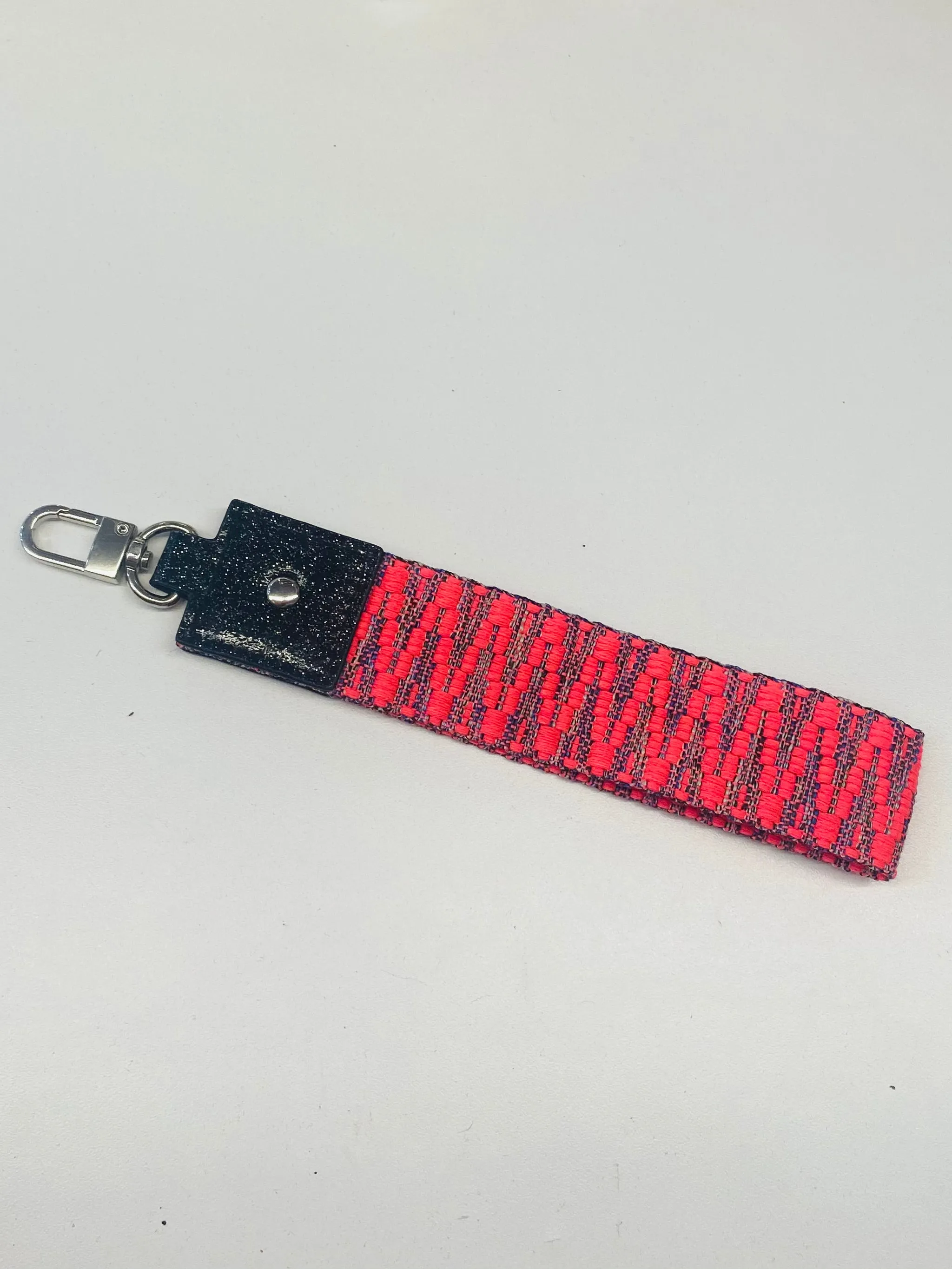 Woven Wristlet: Neon Pink